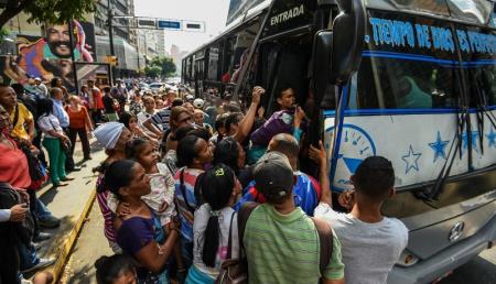 Un nuevo apagón deja sin luz varias zonas de Caracas y otras regiones de Venezuela