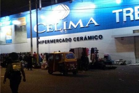 Desalojan a ambulantes que pretendían ocupar Los Jardines Este