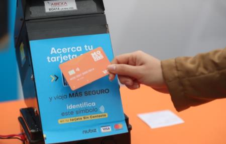 ATU promueve pago con tarjeta en buses de transporte público