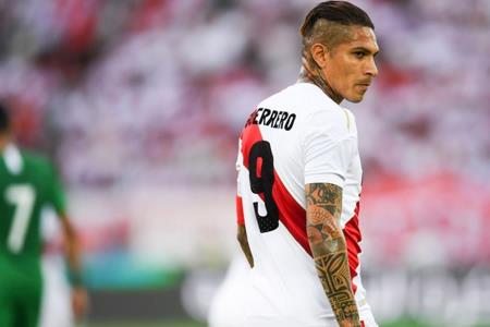 Paolo Guerrero sufre lesión y será baja en la selección