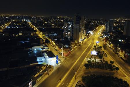 Toque de queda será desde las 12 de la noche a partir del 1 de diciembre