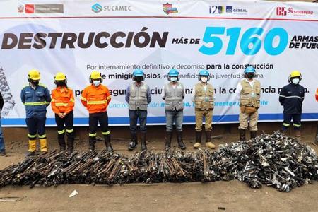 Construirán un minigimnasio en SJL con metal fundido de armas de fuego