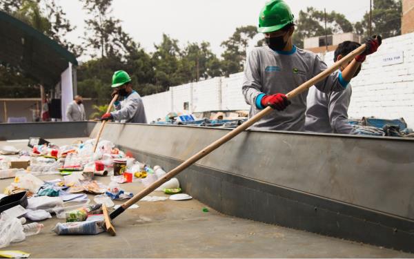 Día Nacional del Reciclador: Tetra Pak apoya labor de los recicladores