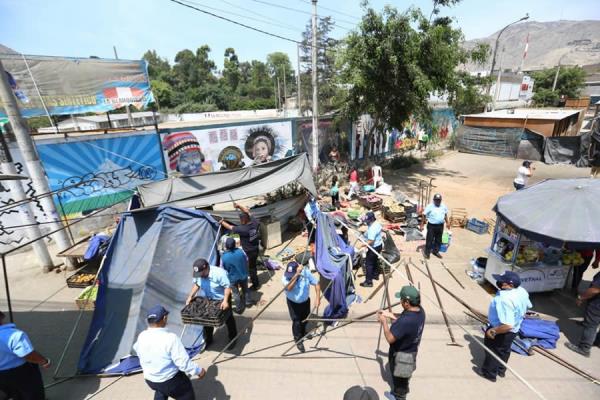 Municipalidad de SJL recupera espacios publicos en su primer dia de gestión