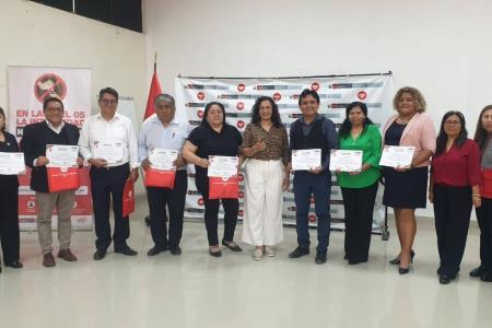 UGEL 05 premia la innovación: Reconocen a colegios por proyectos que transforman la educación en 2025