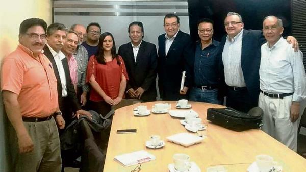 La izquierda se une para las elecciones municipales