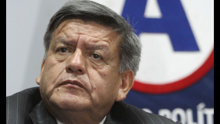 César Acuña no vivió en casa de SJL durante campaña política, según su expareja