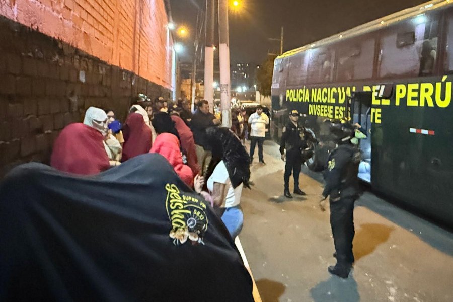 Megaoperativo nocturno en SJL: Policía y Ejército intervienen Gran Chimú, Canto Rey y Huáscar