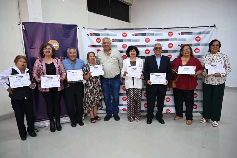 UGEL 05 rinde emotivo homenaje a los Maestros Cesantes 2025