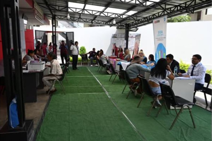 Feria itinerante atiende decenas de casos y revela alta saturación en juicios por alimentos y violencia
