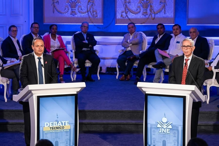Fuerza Popular y Juntos por el Perú confrontaron propuestas en el Debate Técnico oficial del JNE