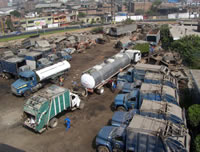 Carros recolectores de basura hacen de las suyas