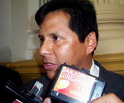 Oficialismo tendrá que reflexionar más y ser prudente en sus actuaciones, dijo Michael Martínez