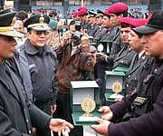 Premian a 14 Policías Valientes de Lima Metropolitana.