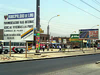 Municipalidad de Lima coloca letrero  en obras  hechas por el municipio de SJL