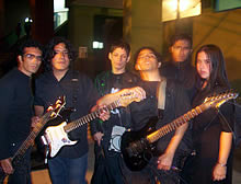 Banda de Rock Clavel Klan de SJL triunfa en Miraflores
