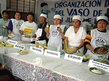 Madres del Vaso de Leche ofertan Loncheras de Invierno Novoandinas