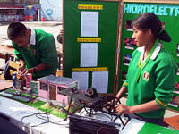 Expociencia 2005 congrega a cientos de escolares de la UGEL 05