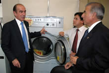 Fabricantes de SJL exhiben productos en Jockey Plaza