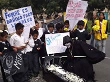 Niños declaran la guerra al Tabaquismo en el Perú