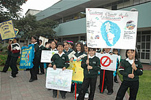 Escolares marcharon por el Medio Ambiente