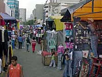 Mercado  10 de Huascar  peligro latente