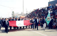 Con desfile Cívico Patriótico Huaycán celebró su 22 Aniversario