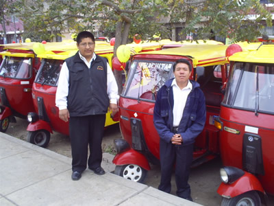 Mototaxistas celebran su 12 Aniversario