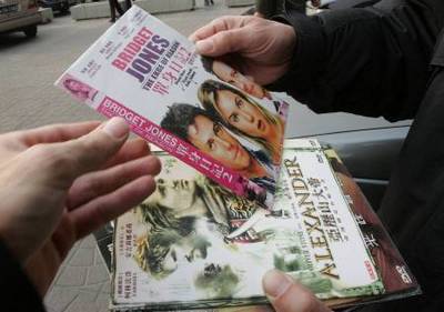 Intervienen Vivienda donde Fabricaban CDs y DVDs Pirata
