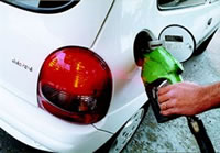 Bajan Los Precios de Los Combustibles