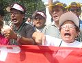 Maestros acatan paro de 24 horas