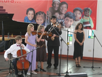 Los Niños Prodigio de Lituania tocaron en S.J.L.