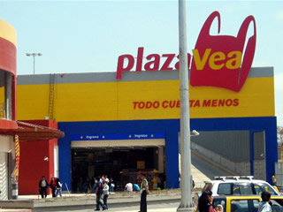 Inauguran supermercado Plaza Vea Zarate