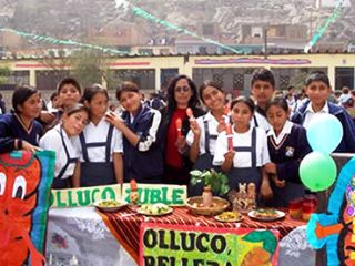 Estudiantes de la I.E. N.º 152 difunden el valor nutritivo de alimentos peruanos