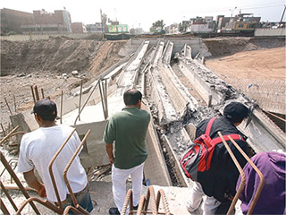 Informalidad en obras del puente Las Lomas