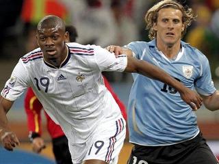Uruguay hizo lo suyo y empató con Francia