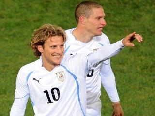 Uruguay gana un partido mundialista 20 años después y se pone en zona de clasificación
