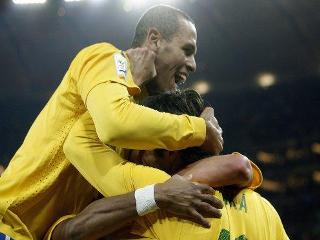 Brasil pasó a octavos de final tras derrotar por 3-1 a Costa de Marfil