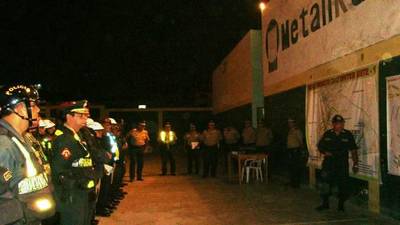 Intervienen fiesta semáforo y clausuran 40 locales nocturnos