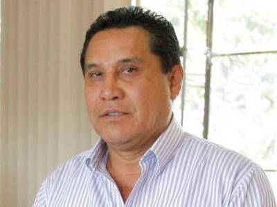 Carlos Burgos a espera de que JNE determine si procede su tacha o no