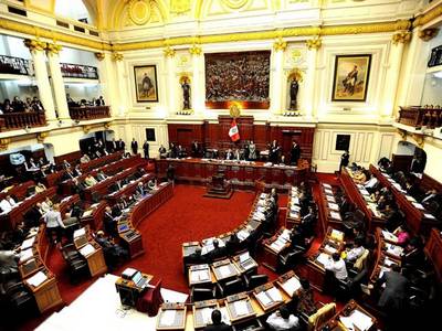 Presidentes regionales y alcaldes no podrán ser reelectos