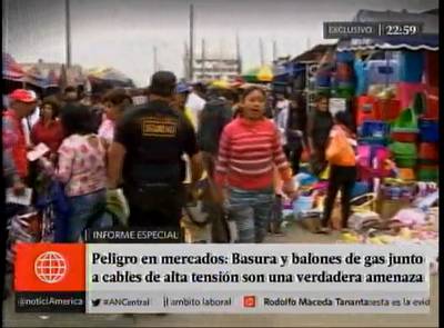 Alimentos contaminados y calles obstruidas en concurridos mercados