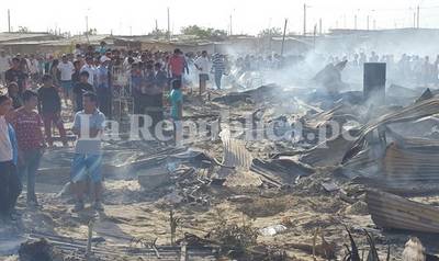 Incendio consume más de 150 casas de Upis San Borja de Piura