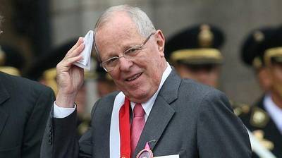 PPK: la aprobación del presidente disminuye 5 puntos en un mes