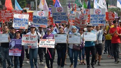Las protestas también le dan la bienvenida a la era Trump