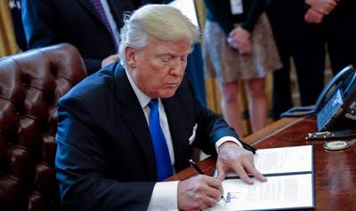 Donald Trump firmará el decreto para construir el muro con México