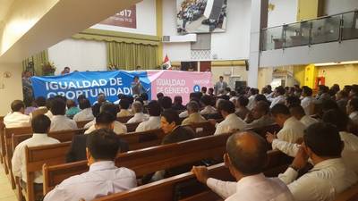 Con mentiras y mensajes de odio se preparó marcha de hoy