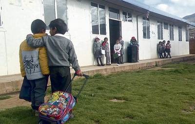 El inicio escolar de los alumnos afectados por la corrupción