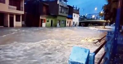 Piura: se registraron más de 10 horas de intensa lluvia y relámpagos