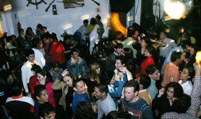 San Juan de Lurigancho: Suspenden emisión de licencias para bares y discotecas